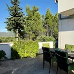 Olive Garden Retreat * Pridraga
