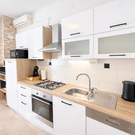 Olive Garden Retreat Apartamento Pridraga