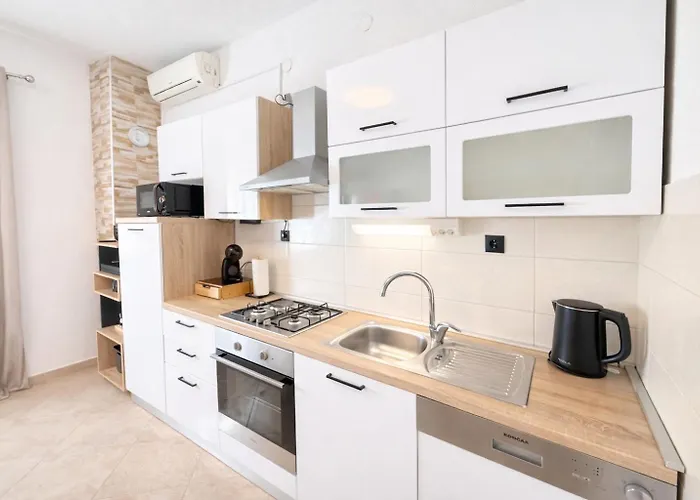 Olive Garden Retreat Διαμέρισμα Pridraga