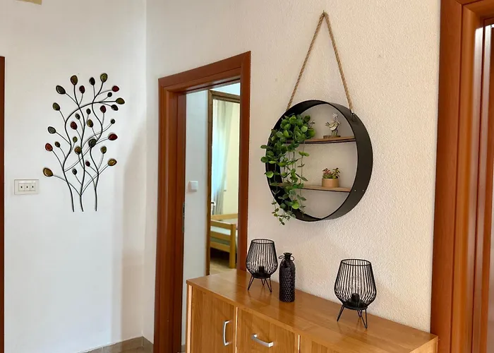 Olive Garden Retreat Διαμέρισμα Pridraga